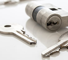 KeyMe Locksmiths - Your Trusted Locksmith for Residential, Commercial and  Car Lockout, 24/7 Locksmith Services